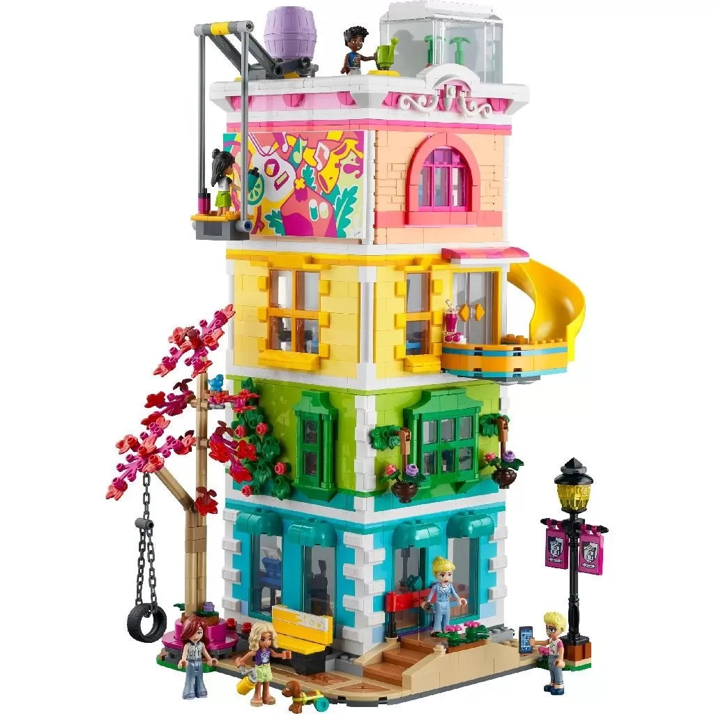 Lego friends centrul comunitar din orasul heartlake 41748