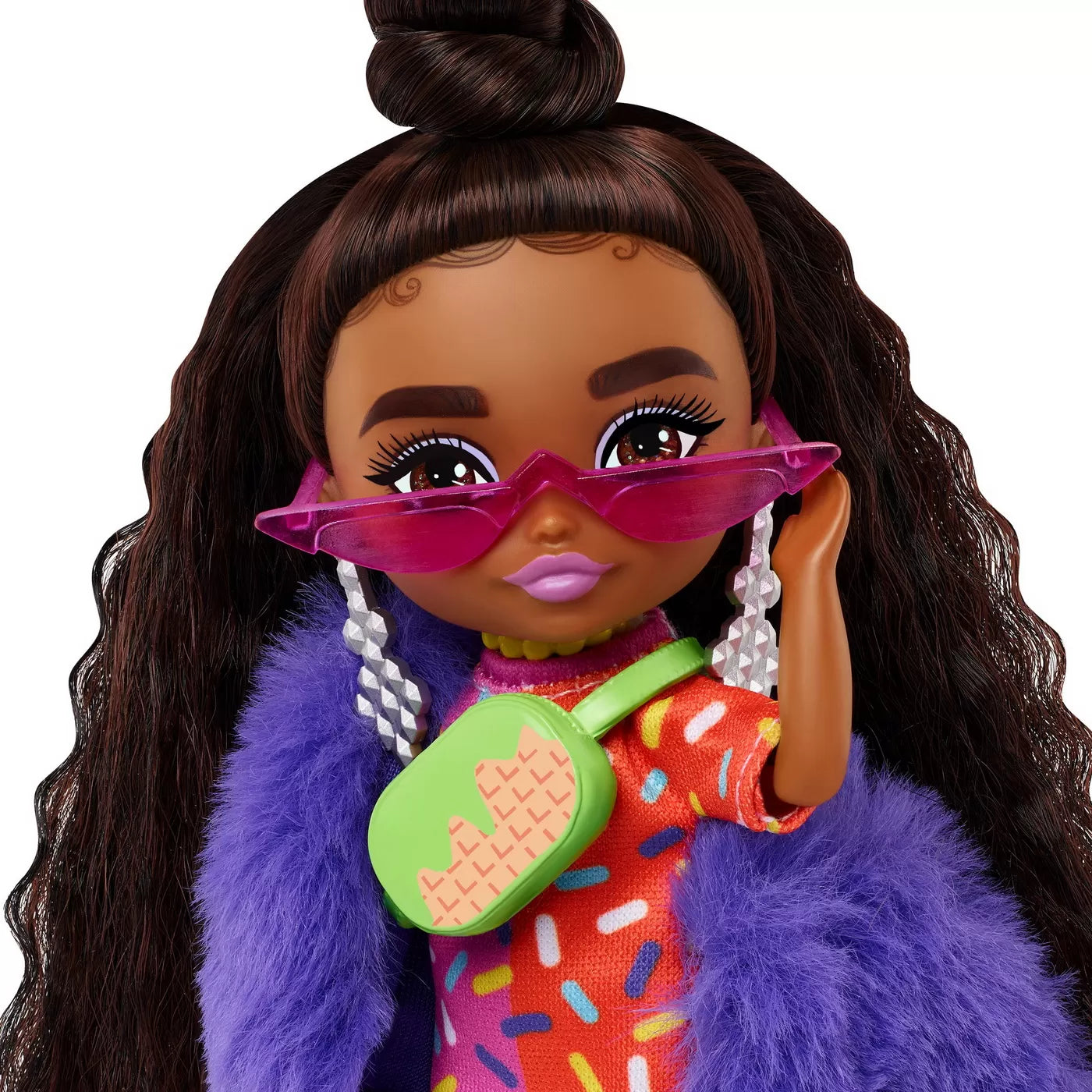 Barbie papusa barbie extra mini bruneta
