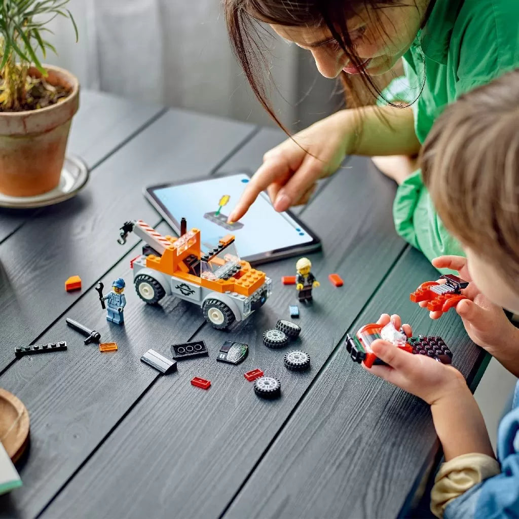 Lego city camioneta de tractare si masina sport 60435