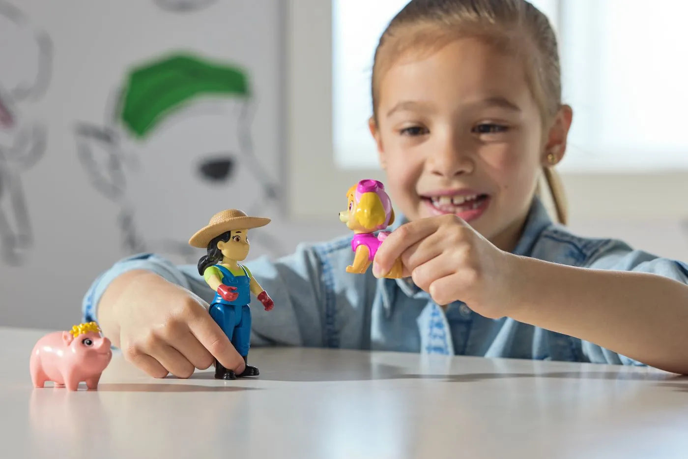 Patrula catelusilor set figurine eroi de salvare skye si farmer yumi