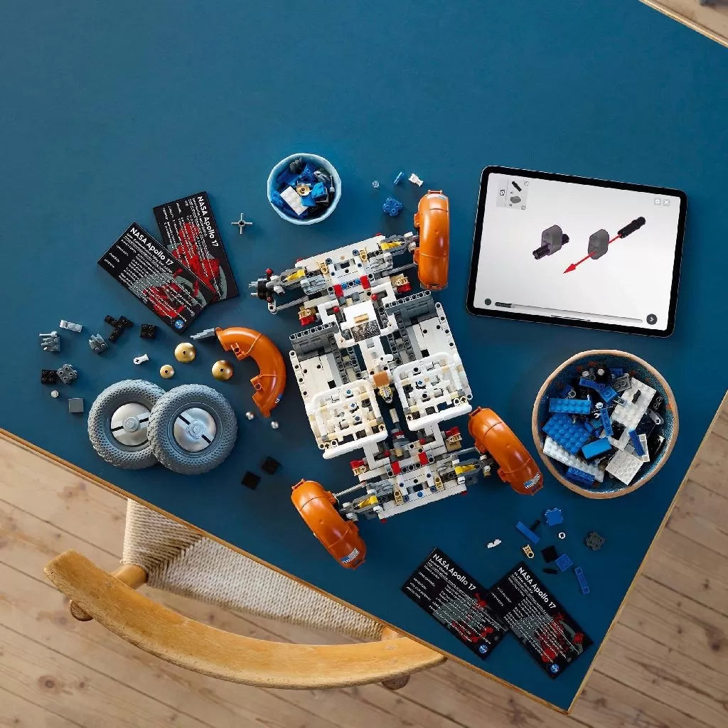 Lego technic roverul selenar din misiunile nasa apollo 42182