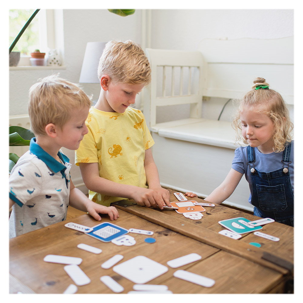 Robot Firends, joc de potrivire