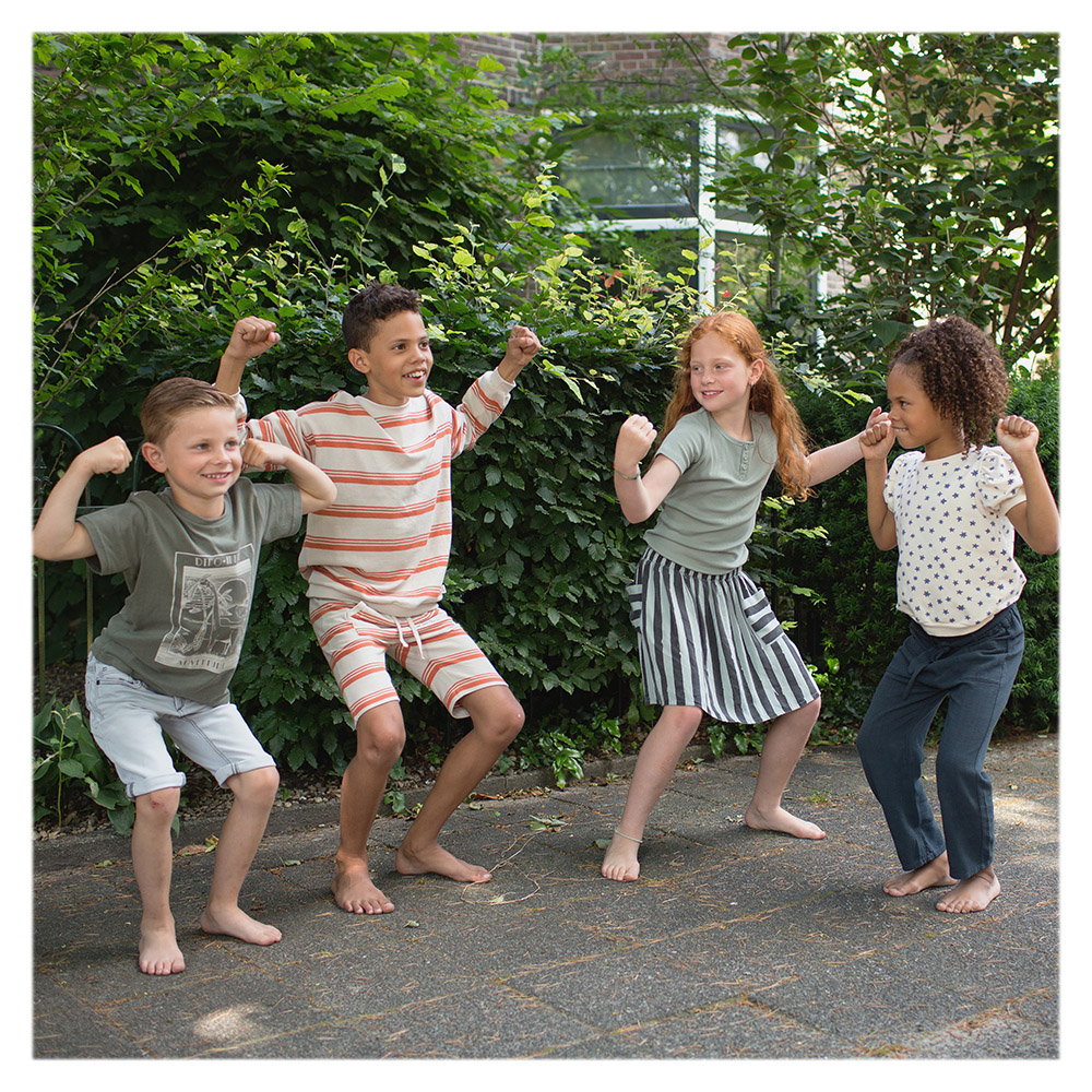 Action Roulette, joc de imitatie si miscare