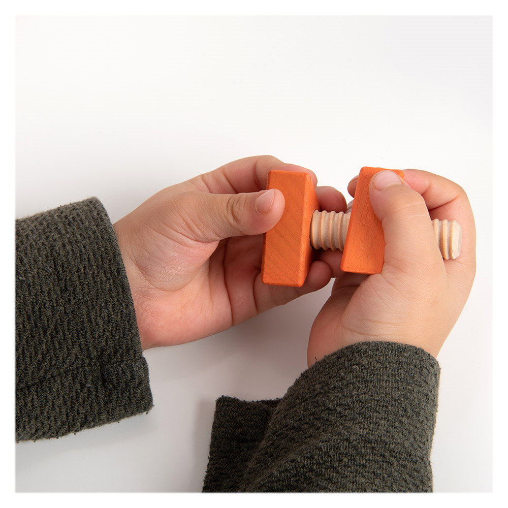 Nuts & Bolts, set suruburi si piulite din lemn, TickiT