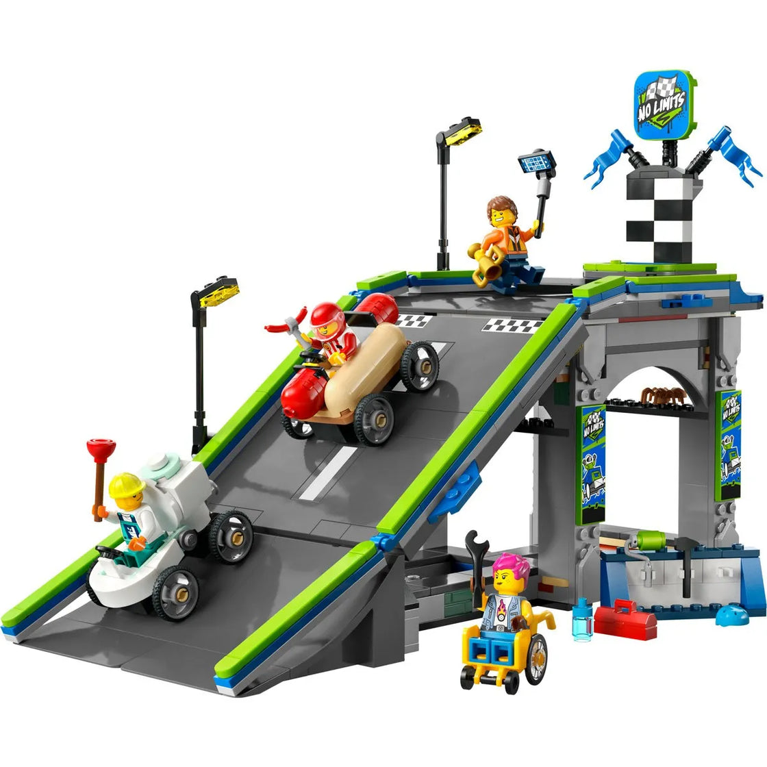 Lego city fara limite: rampa pentru curse de masini 60460