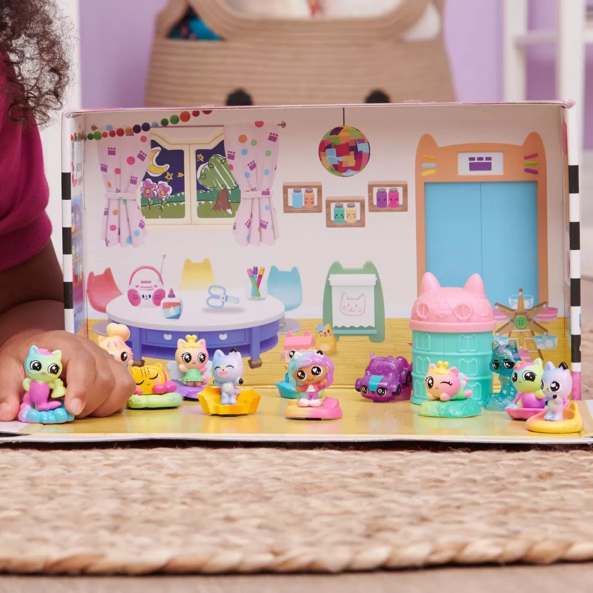 Gabbys dollhouse set 12 mini figurine