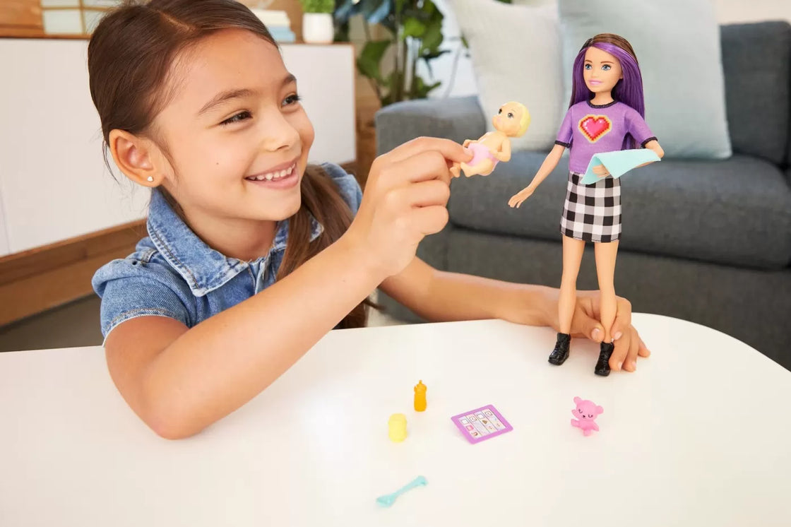 Barbie papusa skipper first jobs babysitter papusa satena