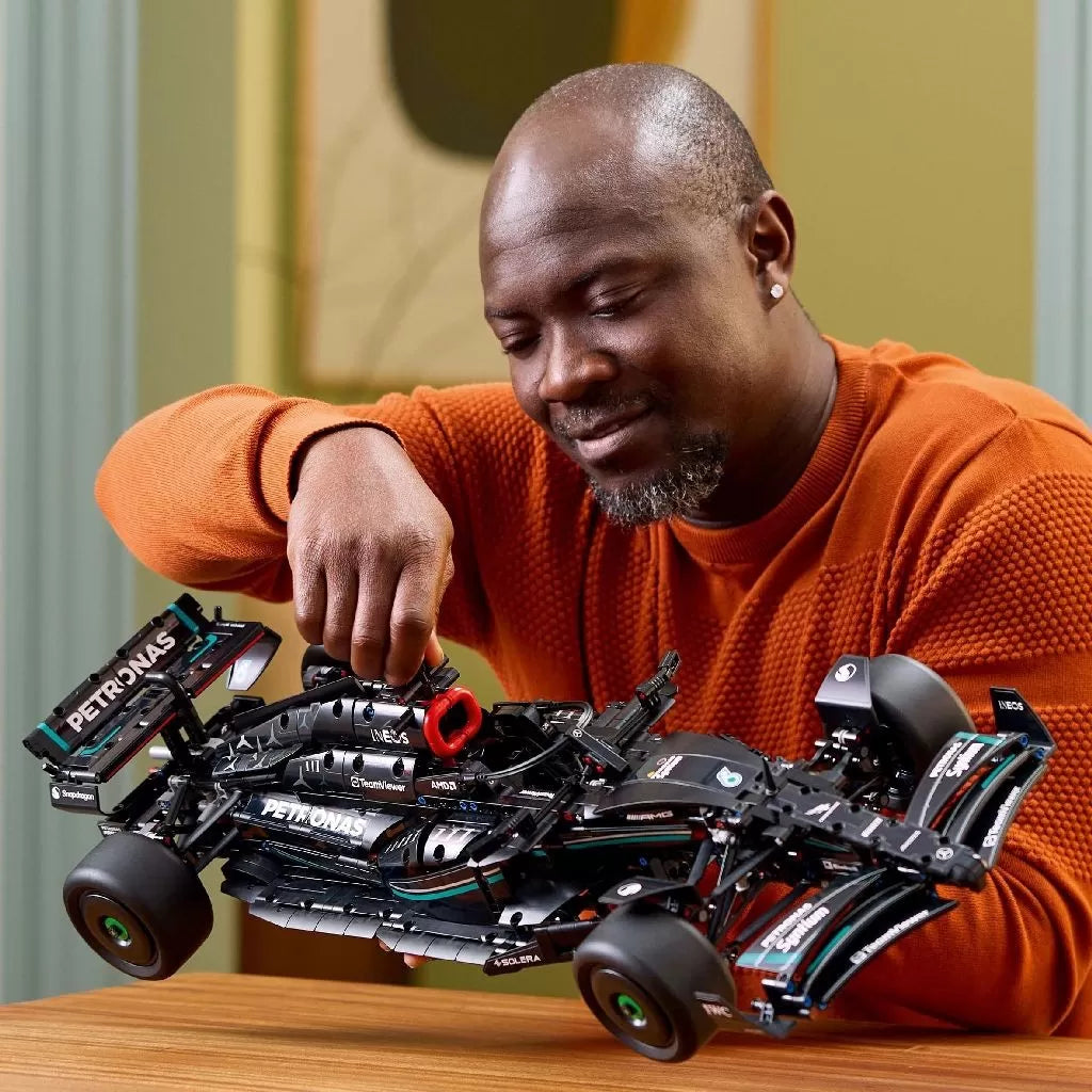 Lego technic mercedes-amg f1 w14 e performance 42171