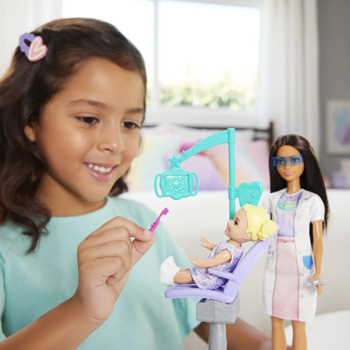 Barbie set de joaca papusa barbie bruneta face cariera stomatolog