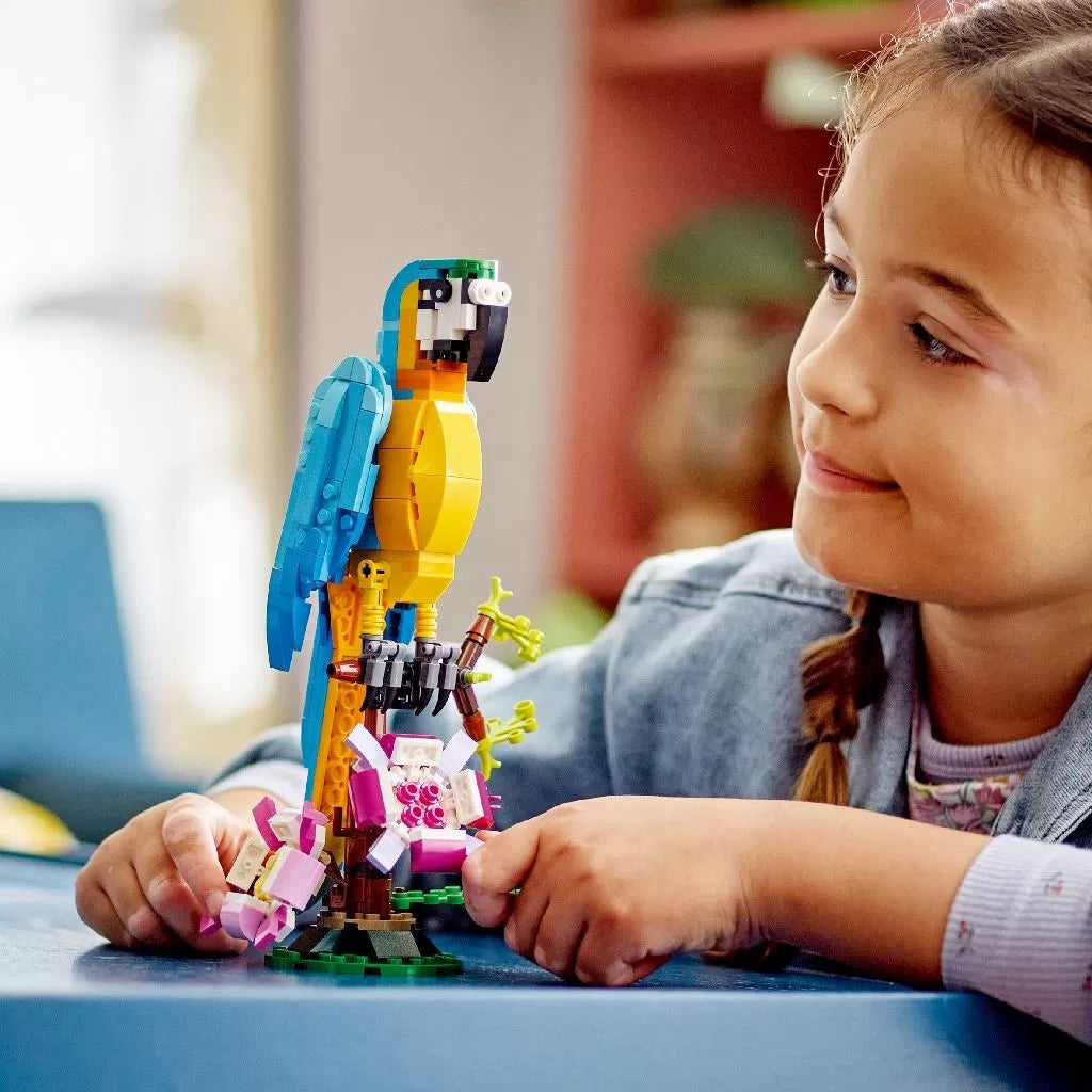 Lego creator papagal exotic 31136