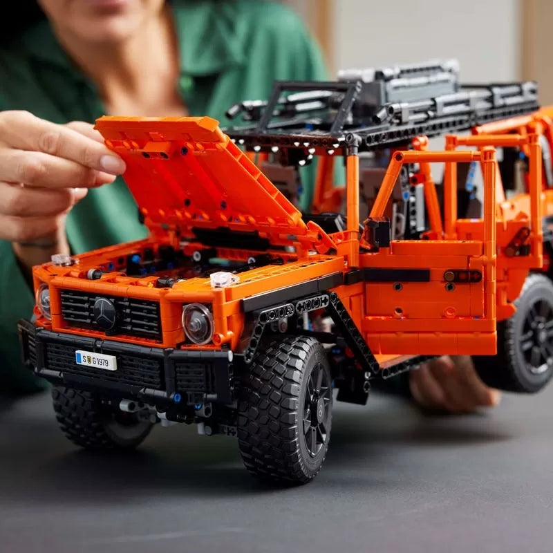 Lego technic mercedes benz g 500 professional line 42177