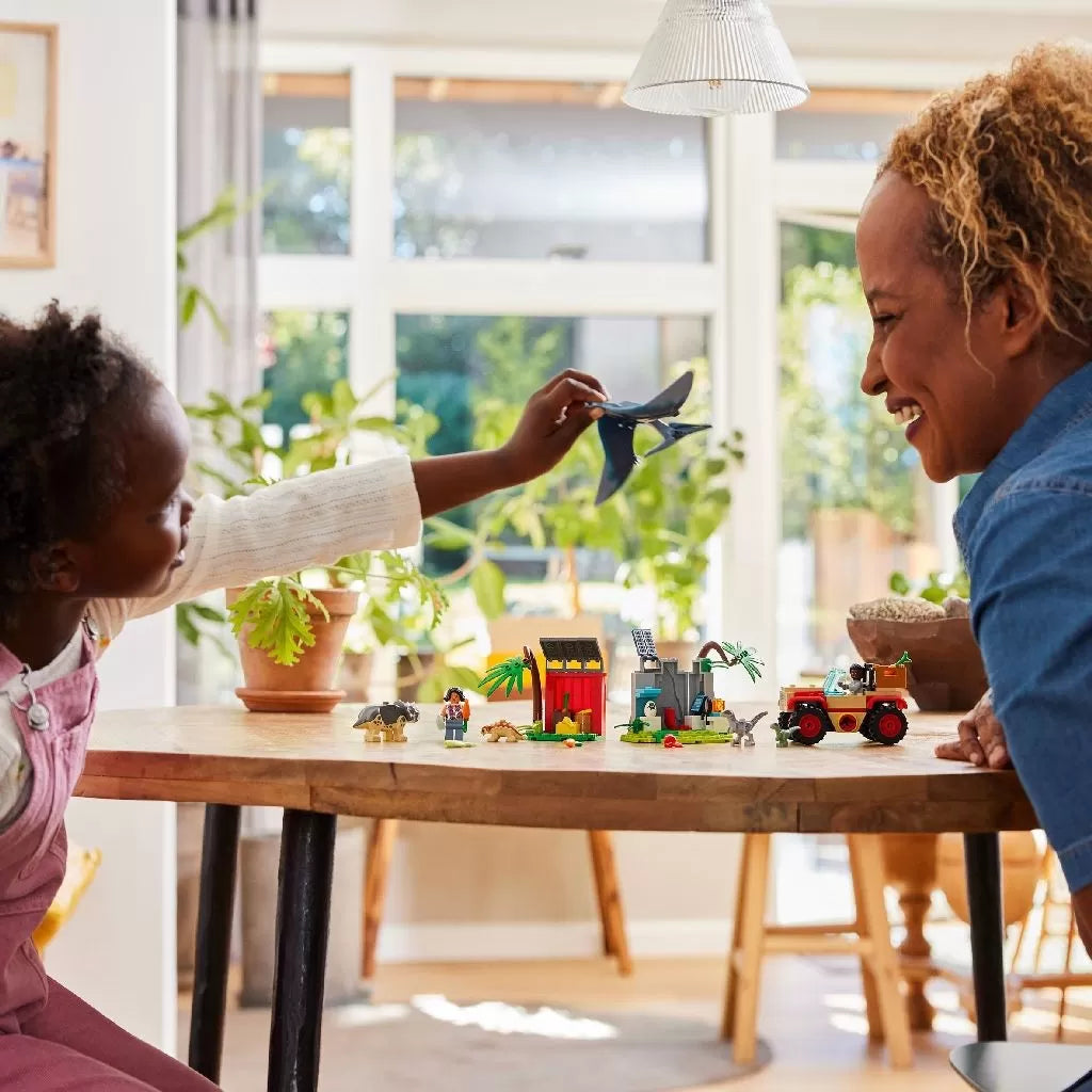 Lego jurassic world 76963 centru de salvare pentru pui de dinozaur