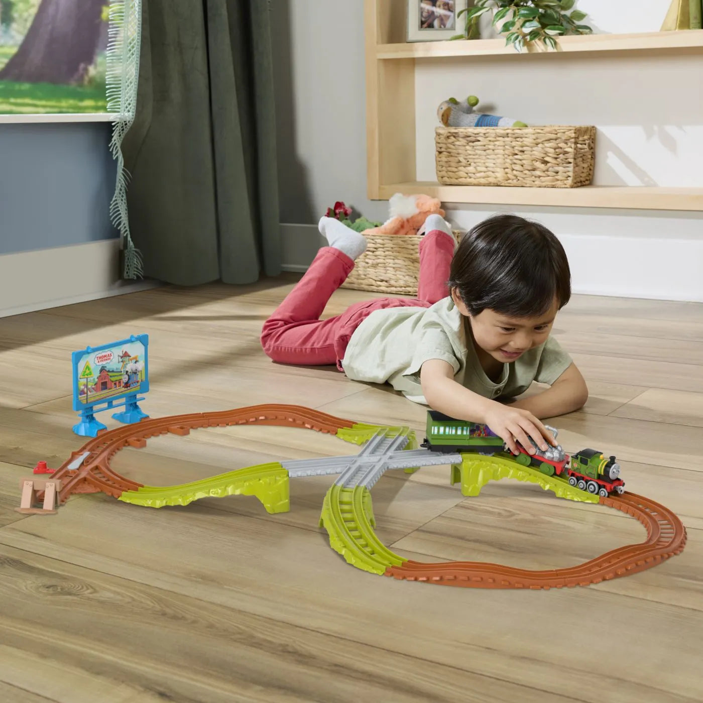 Thomas set de joaca trenulet cu circuit si accesorii whiffs recycling run