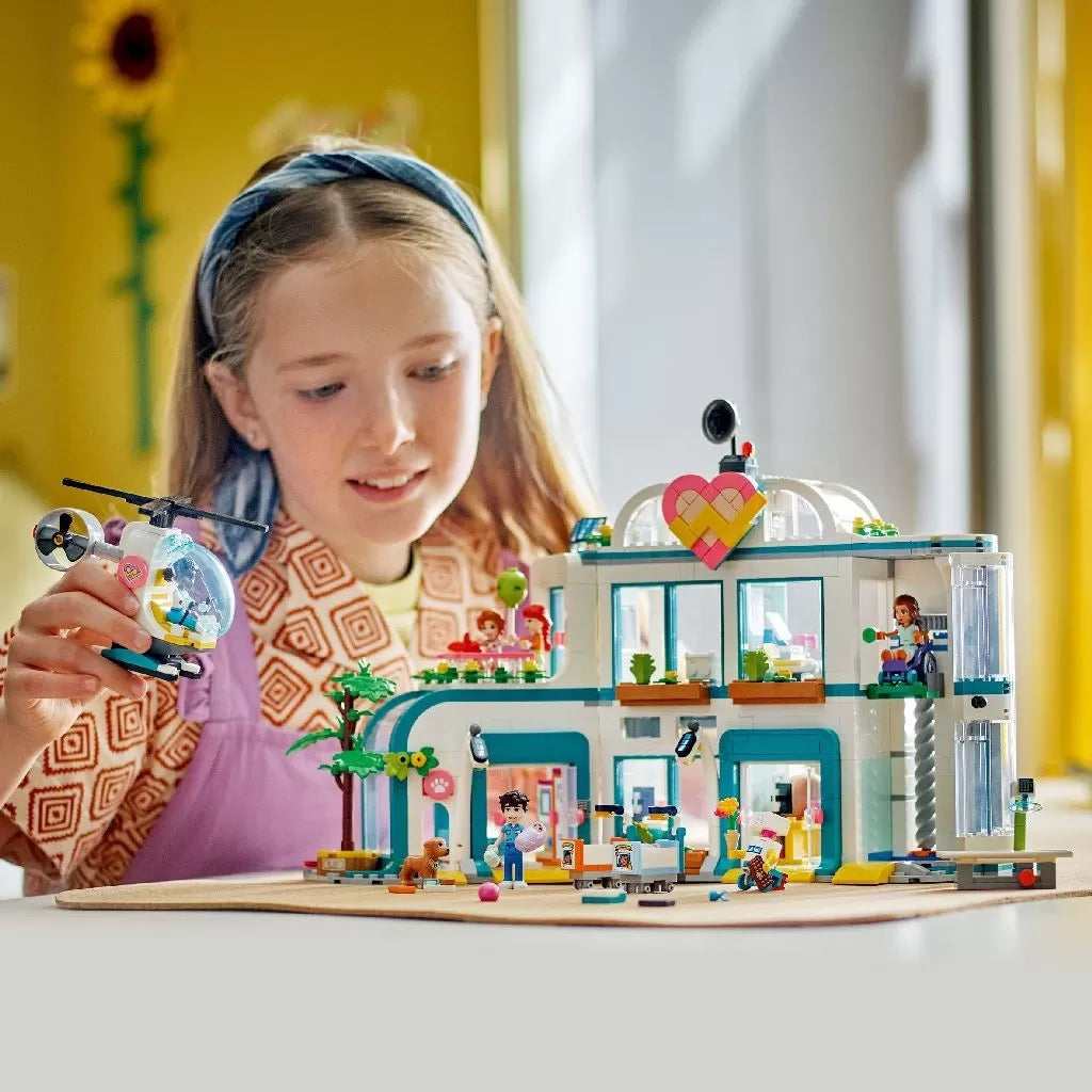 Lego friends spitalul orasului heartlake 42621