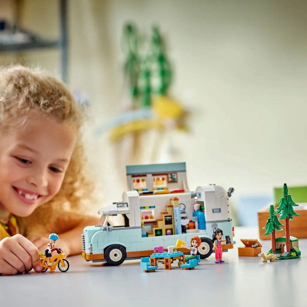 Lego friends aventura în rulota cu prietenii 42663