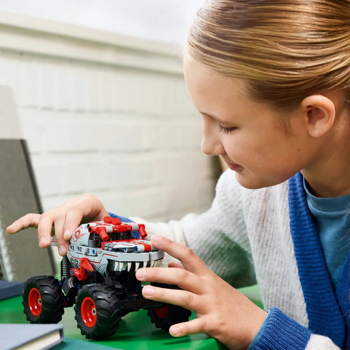Lego technic monster jam thunderroarus pull-back 42200