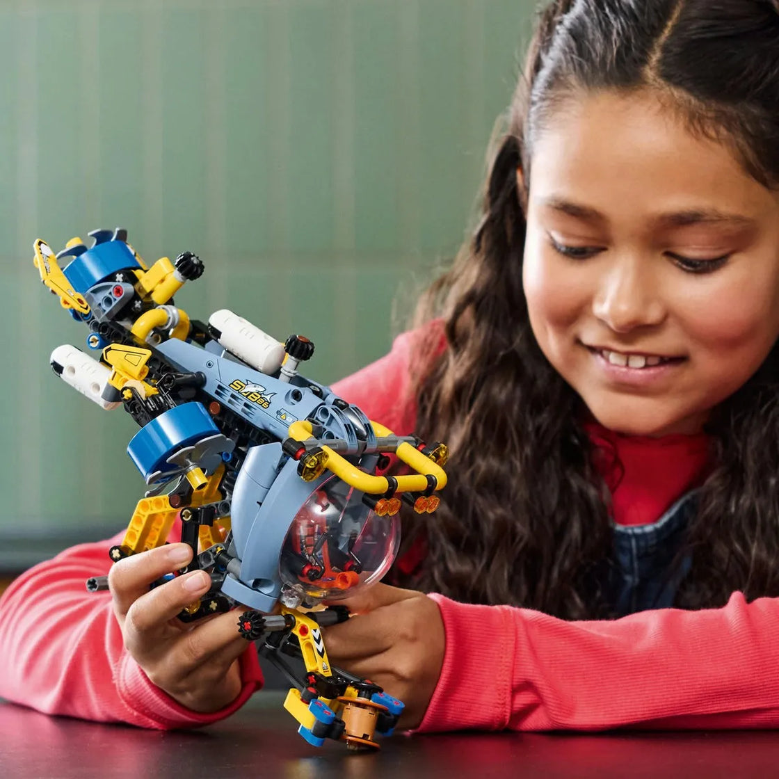 Lego technic submarin de cercetare 42201
