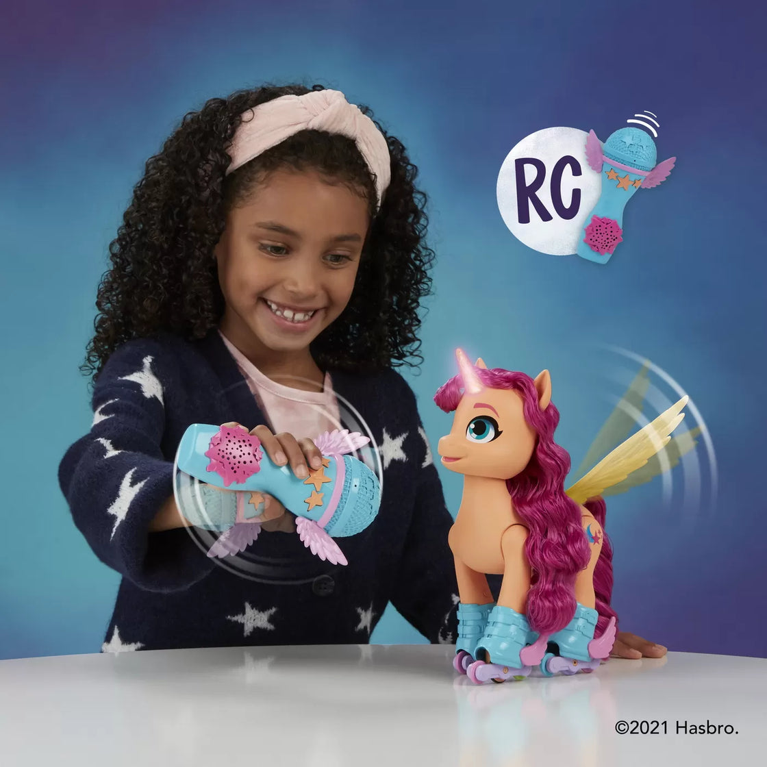 My little pony canta si patineaza cu sunny