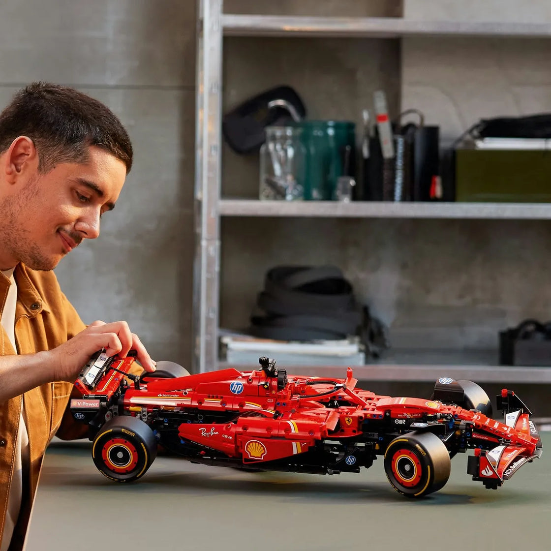 Lego technic masina f1 ferrari sf-24 42207