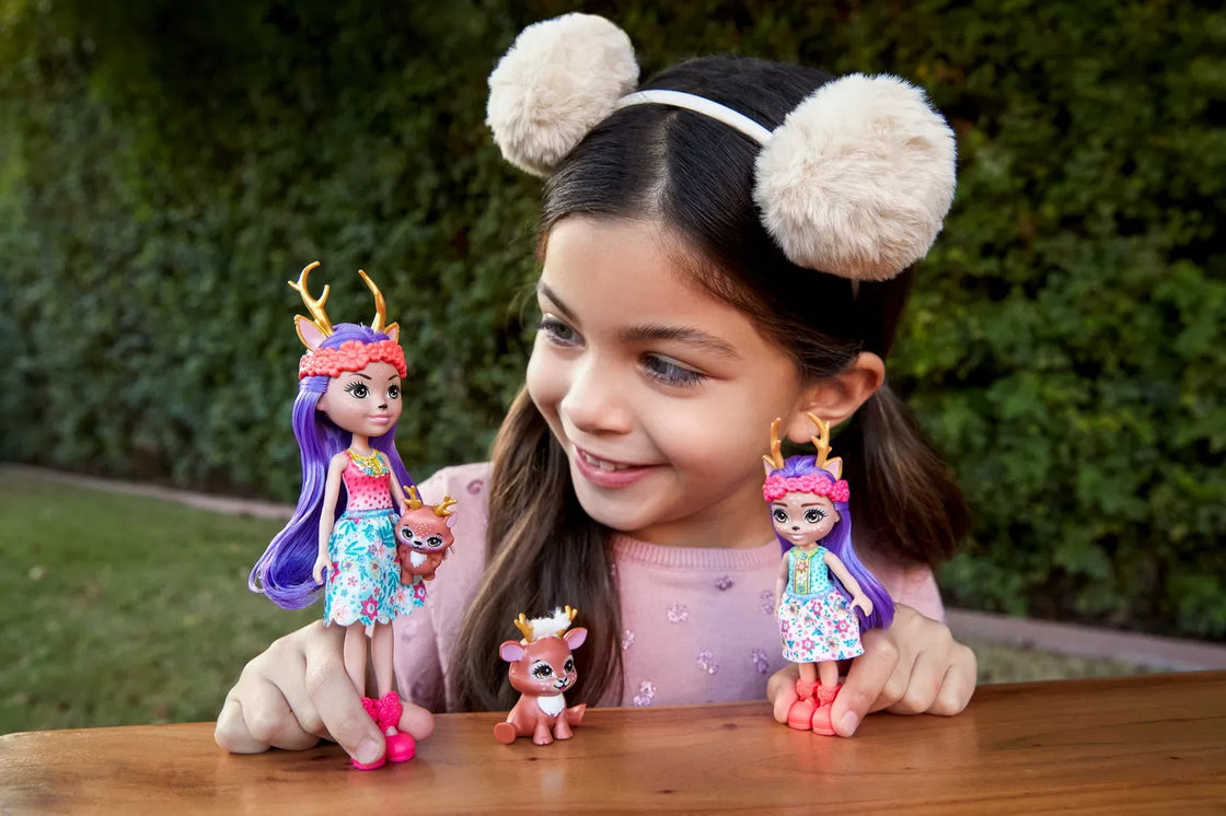 Enchantimals set papusi surori si animalutele lor  danessa deer si sprint si danetta deer si fleet