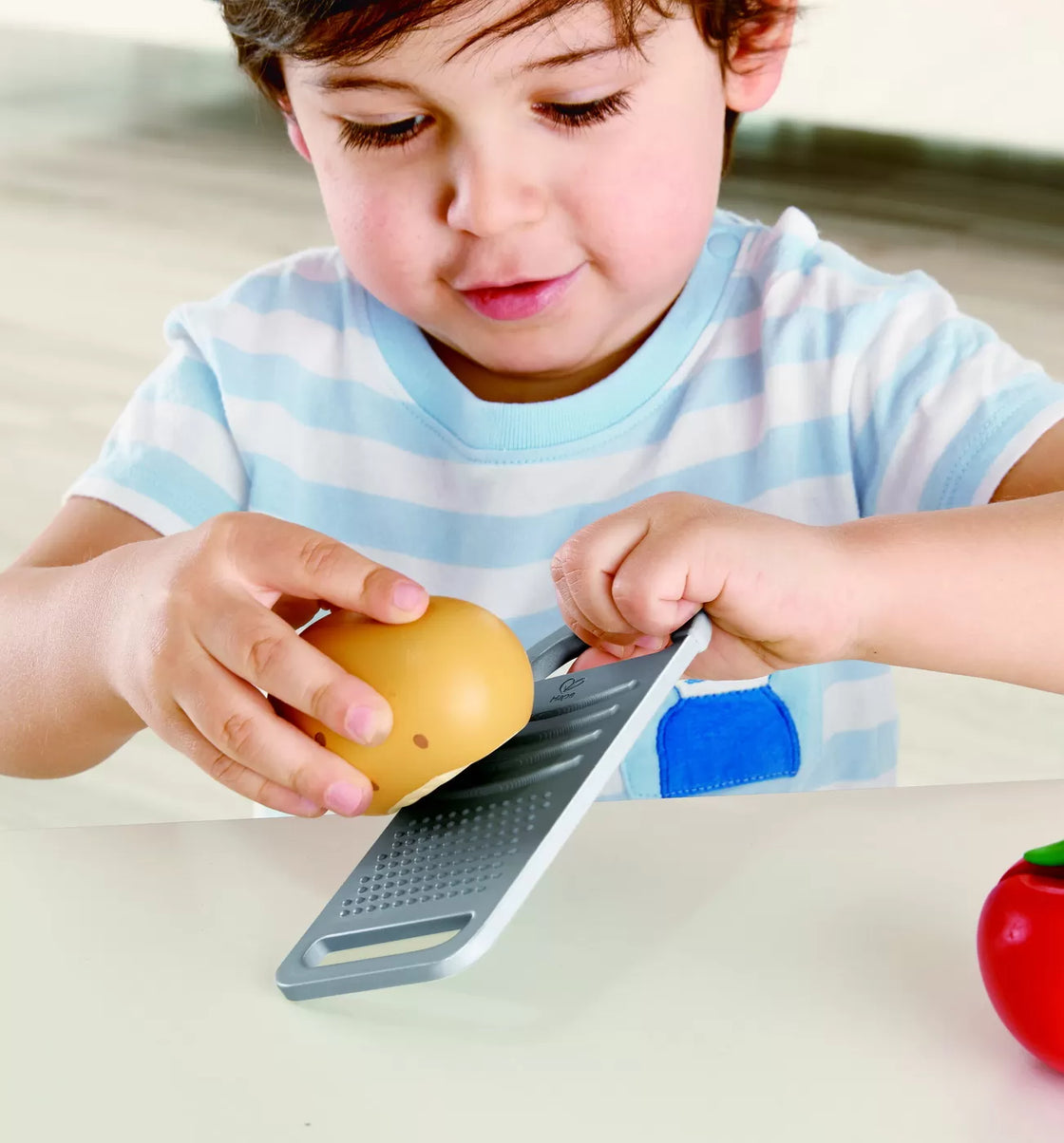 Hape set pentru curatat si taiat legume