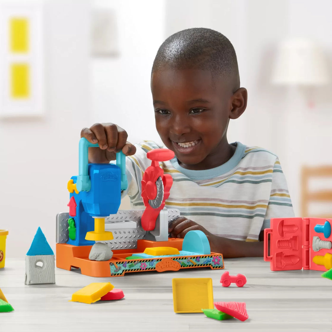 Play doh banc de lucru cu scule