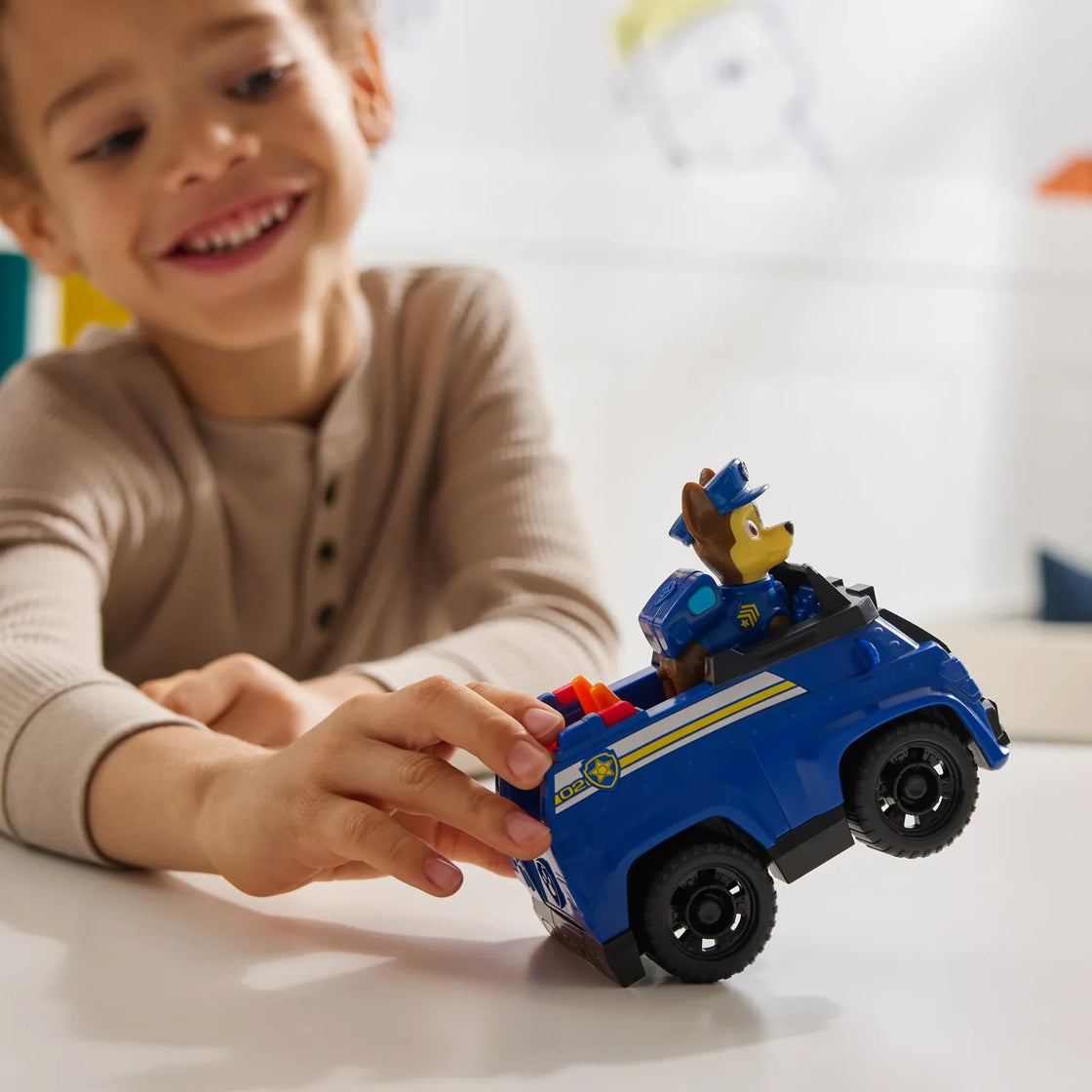 Patrula catelusilor set vehicul de baza patrol cruiser si figurina chase