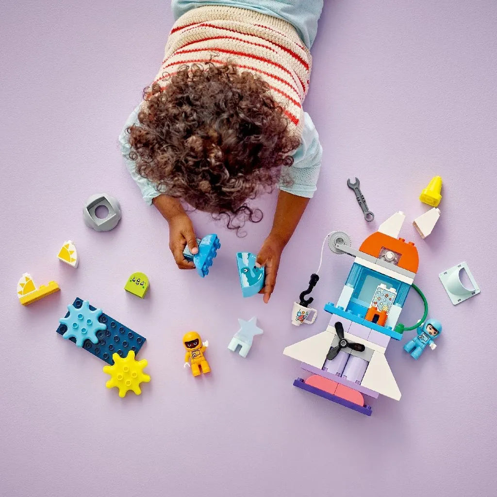 Lego duplo aventura cu naveta spatiala 3 in 1 10422