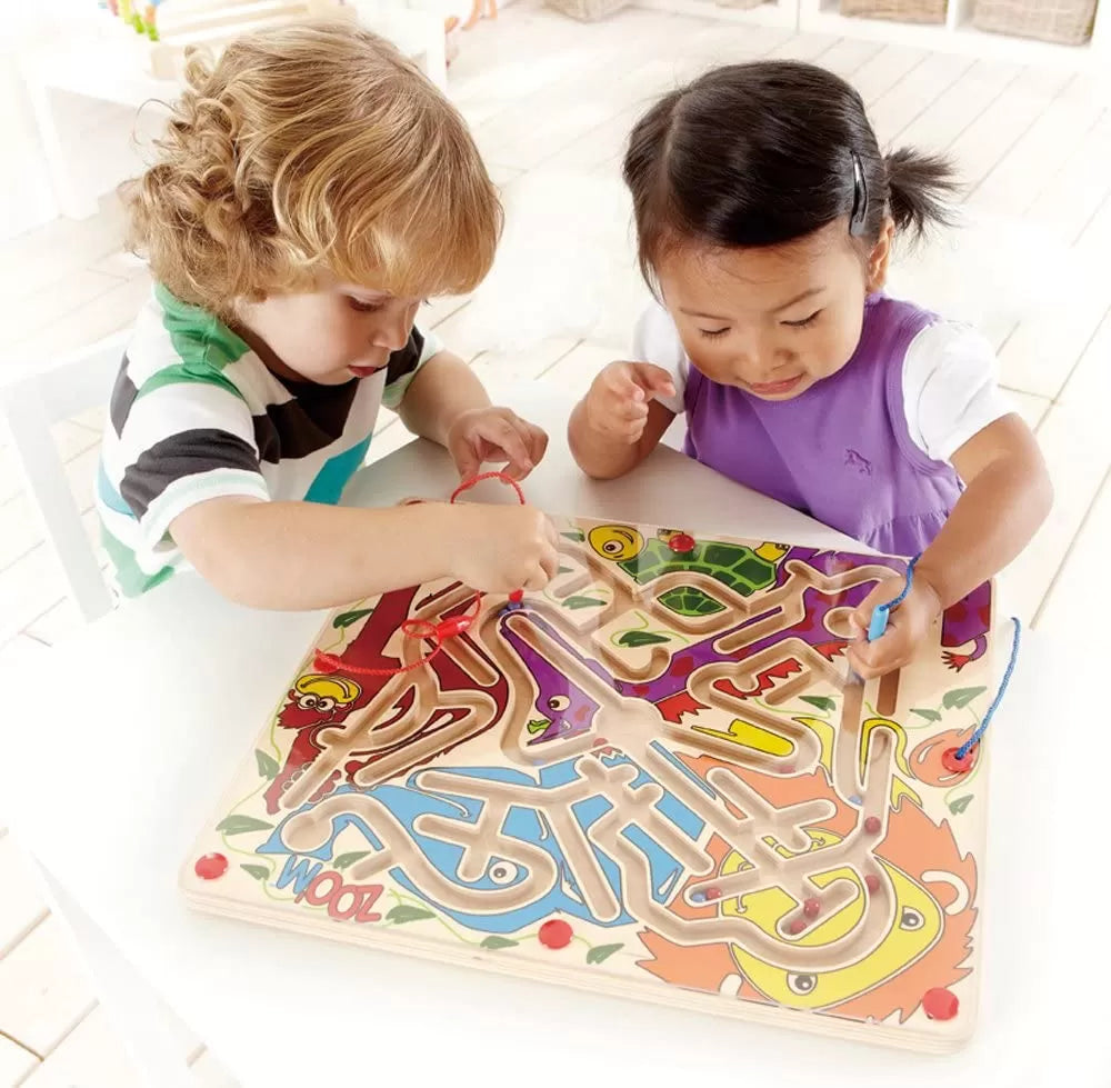 Hape labirint magnetic zoo&#39;m - distractie la dublu