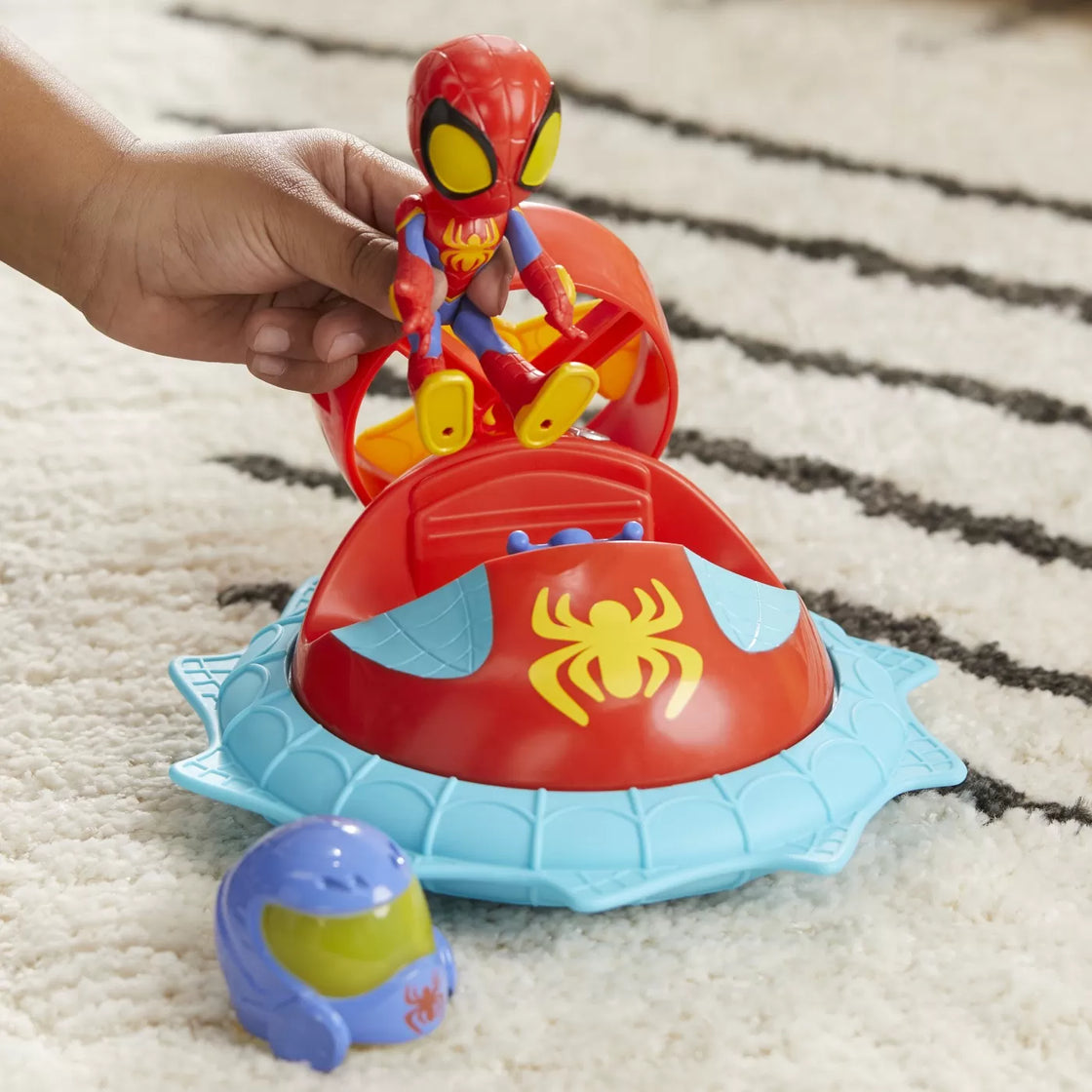 Spidey prietenii extraordinari set masinuta si figurina spidey