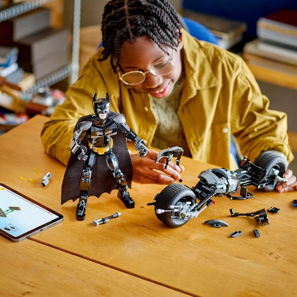 Lego super heroes figurina de constructie batman si motocicleta bat-pod 76273