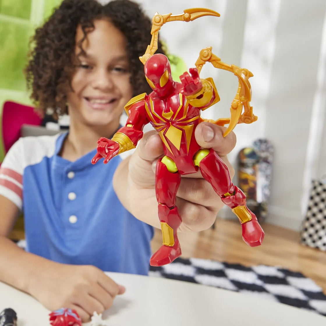 Marvel avengers mix mashers figurina iron spider cu accesorii 12cm