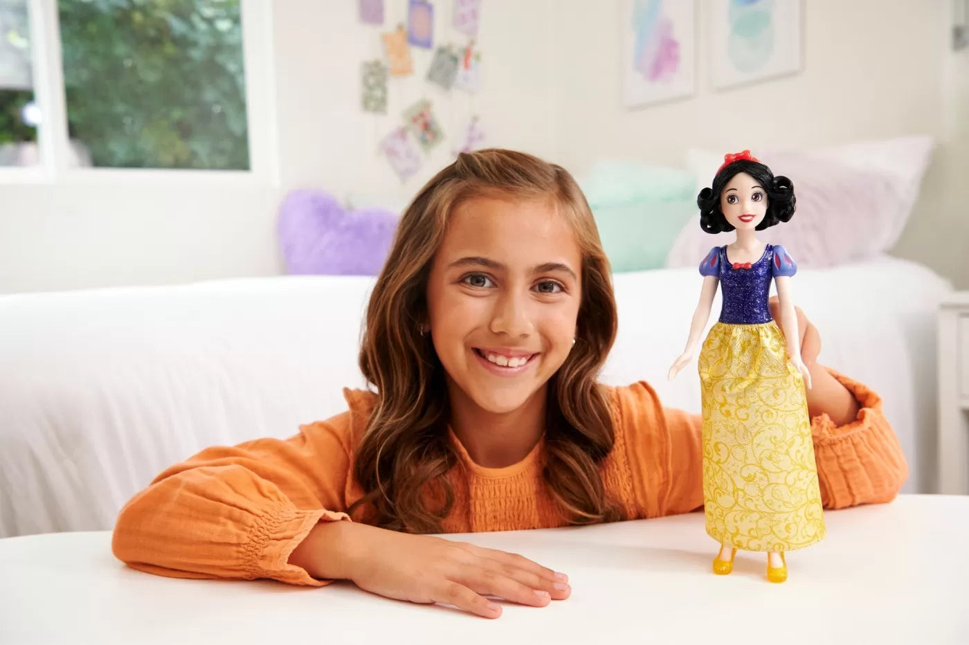 Disney princess papusa alba ca zapada