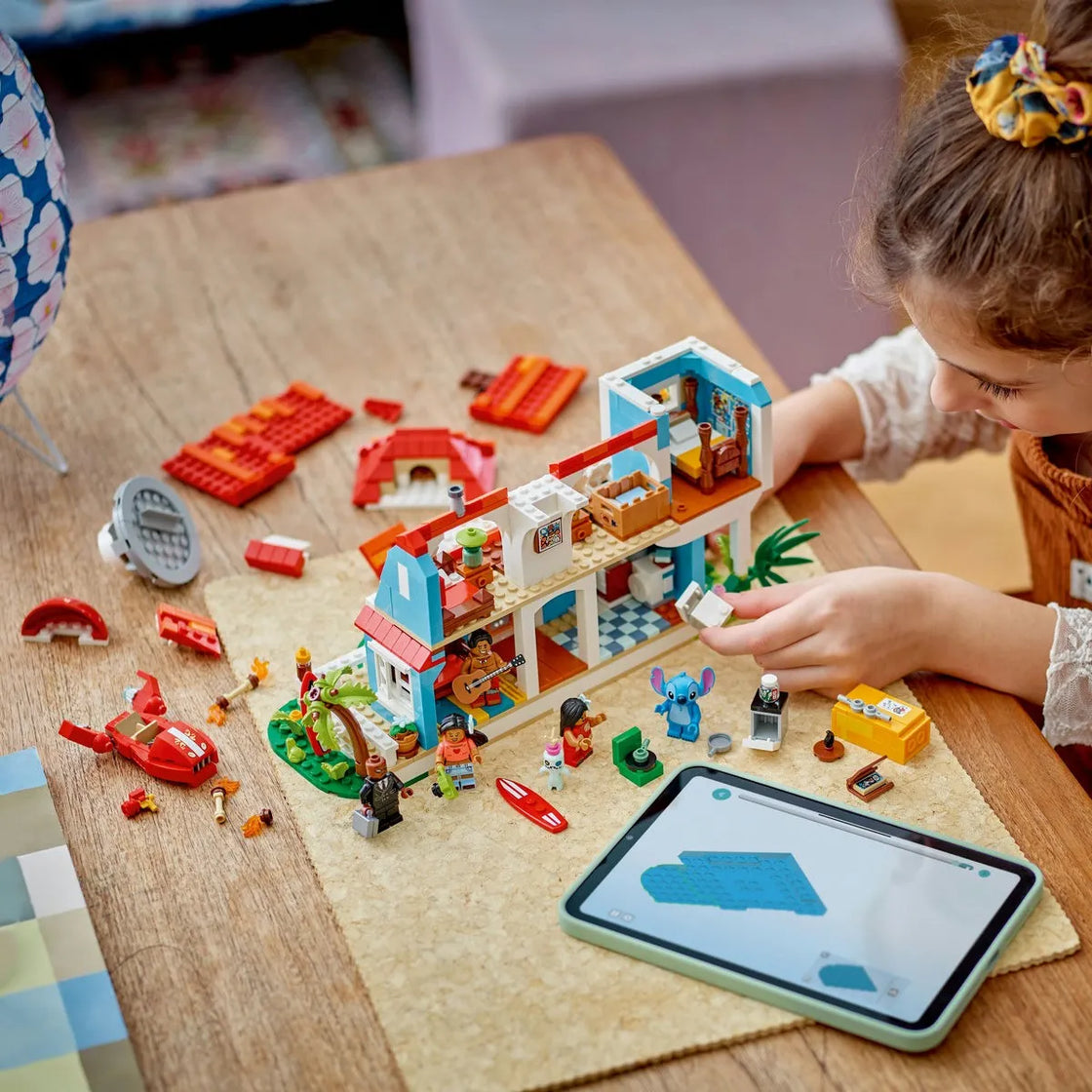 Lego disney casa de pe plaja a lui lilo si stitch 43268