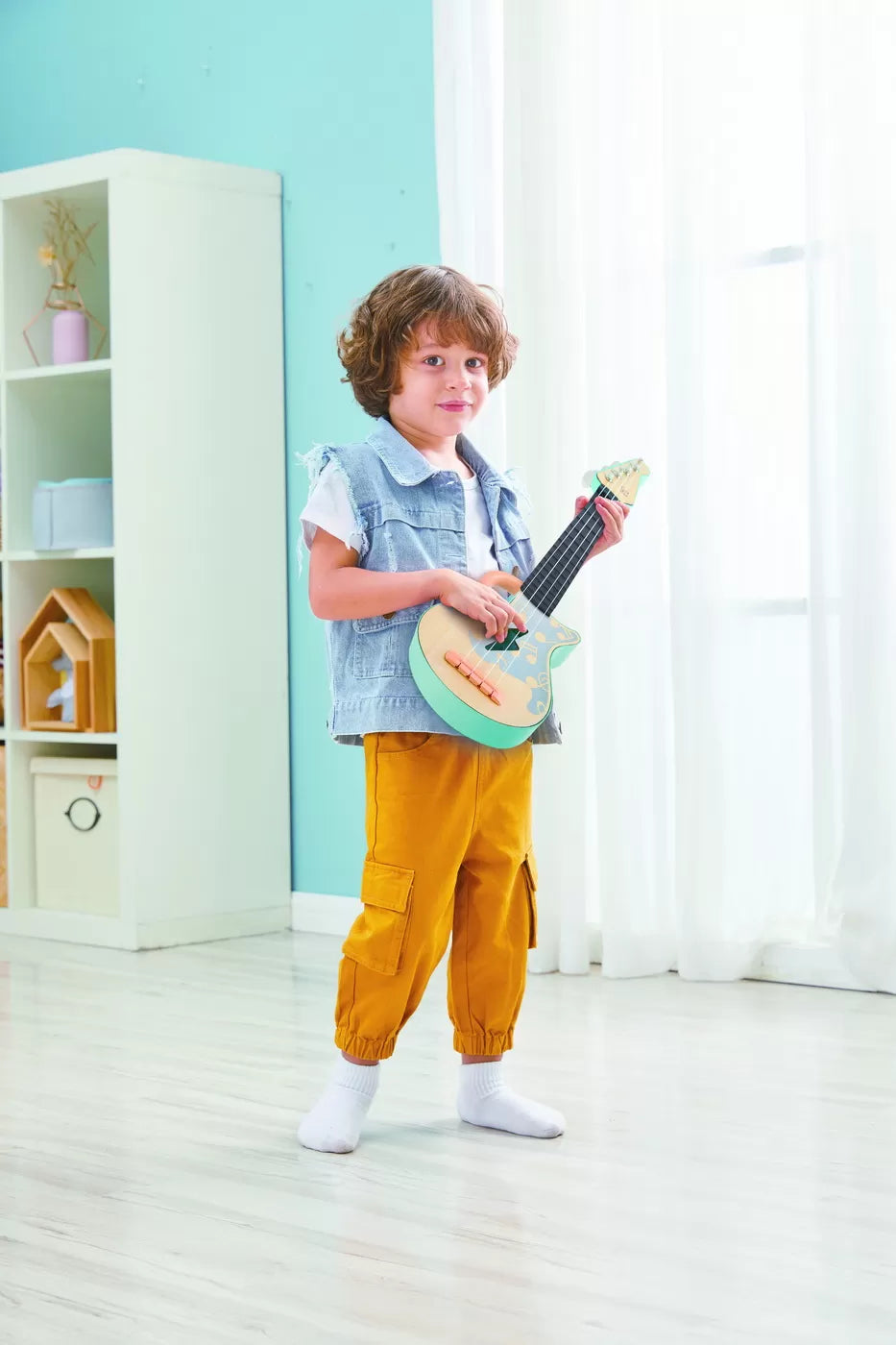 Hape chitara ukulele