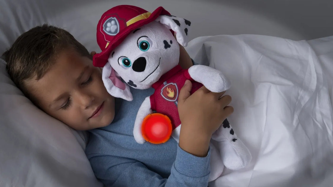 Patrula catelusilor plus snuggle up marshall cu burtica luminoasa