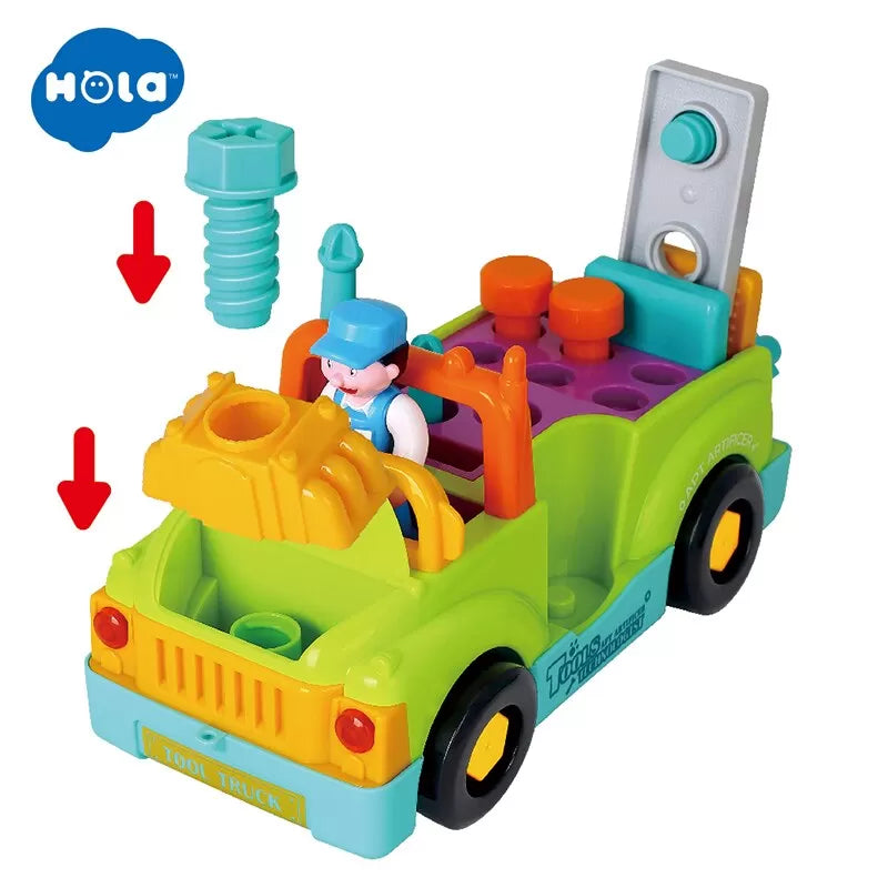 Camionul plin cu scule al micului mecanic cu lumini si sunete