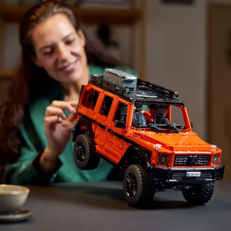 Lego technic mercedes benz g 500 professional line 42177