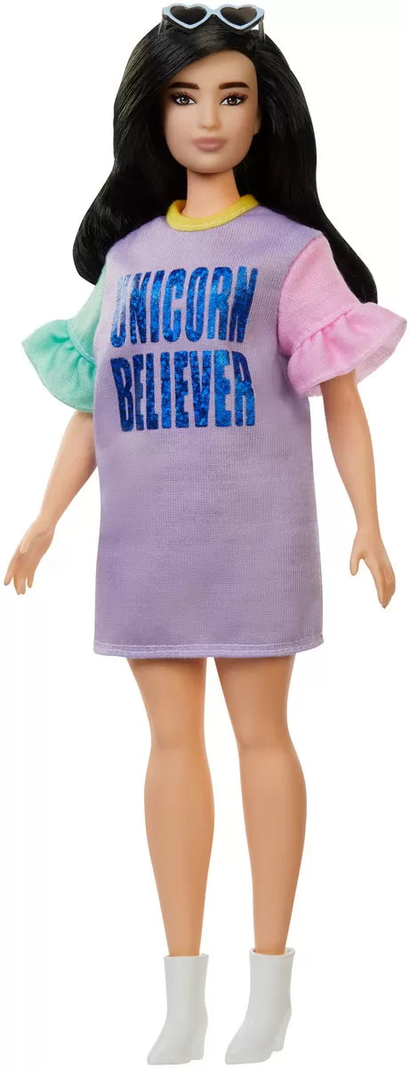 Papusa barbie fashionista cu rochita unicorn believer