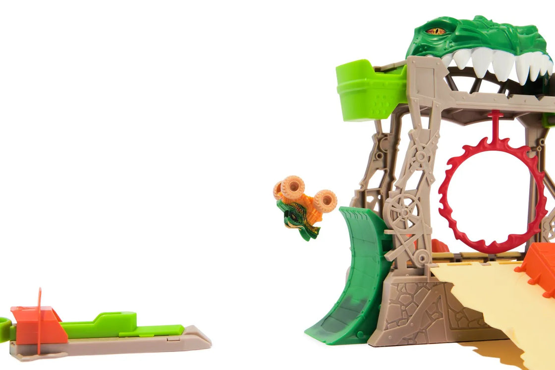 Monster jam set dragon dungeon of doom
