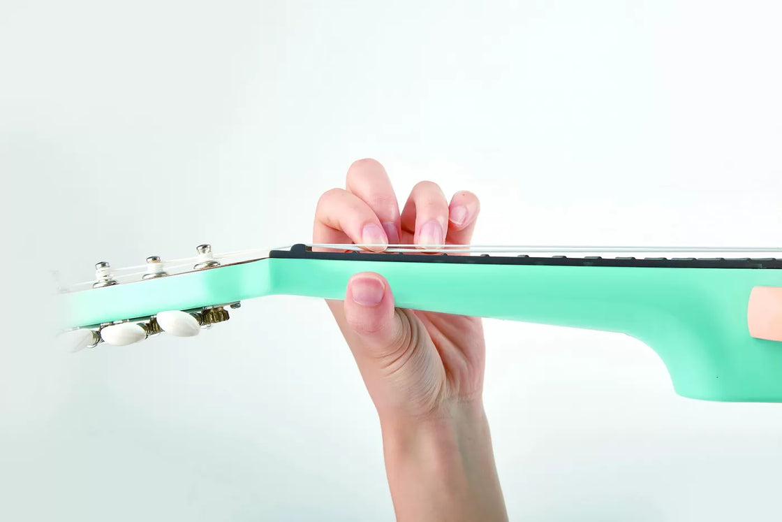 Hape chitara ukulele
