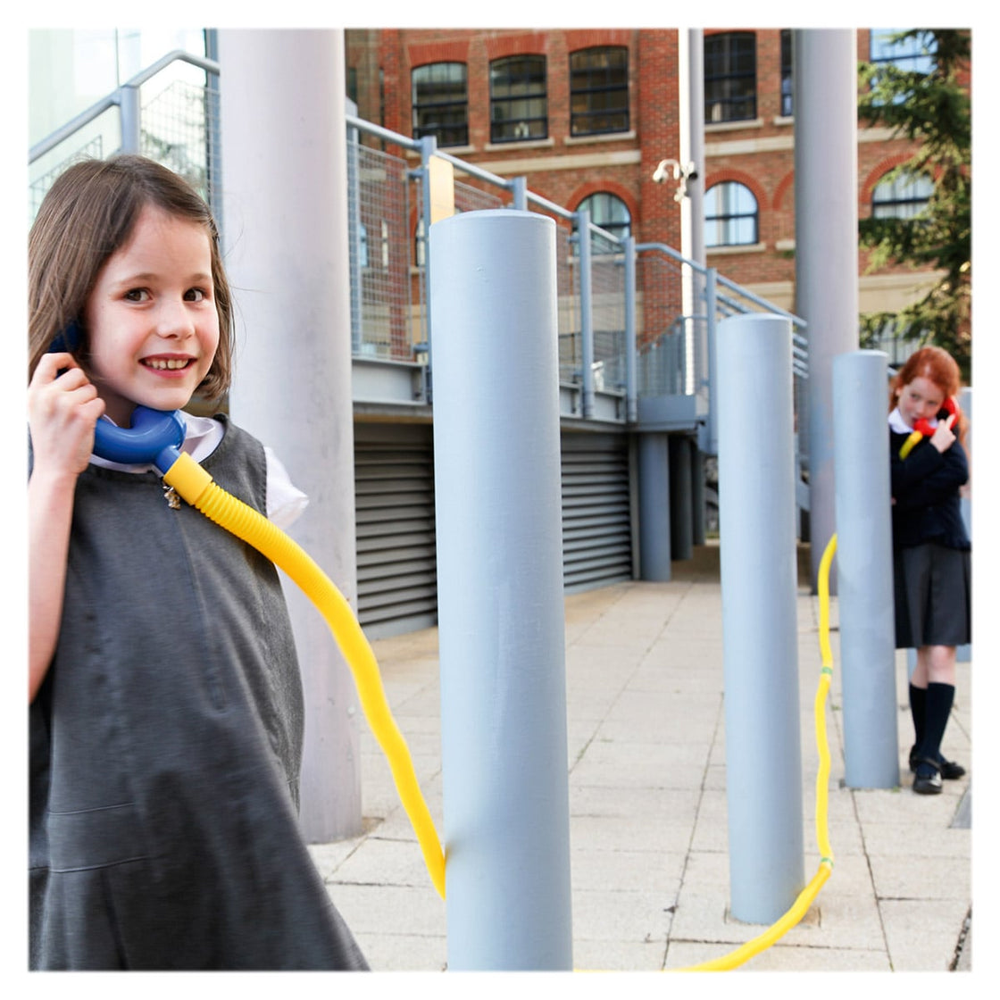 Talking Tubes, set de telefoane din tuburi
