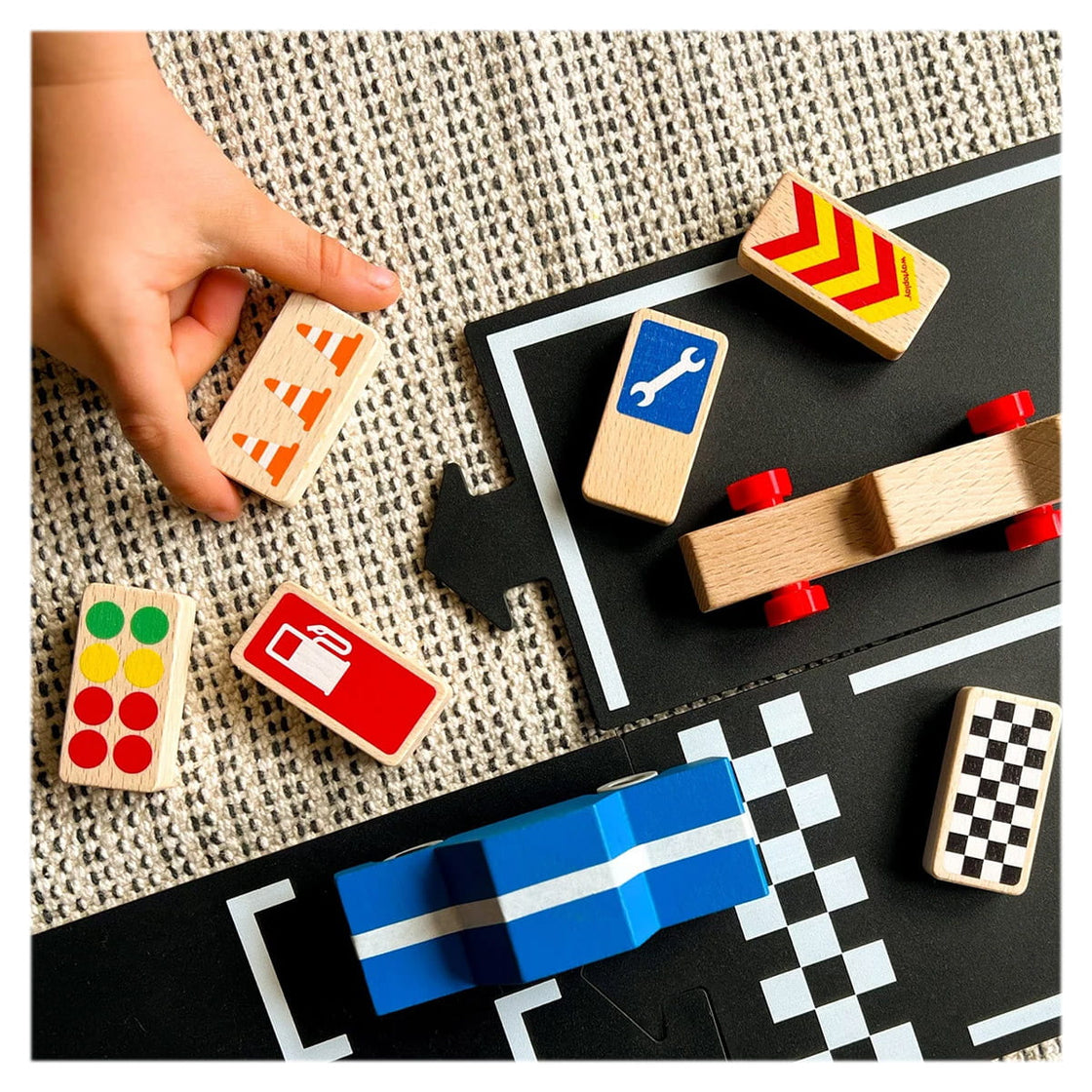 Semne de circulatie pentru piste de curse Waytoplay